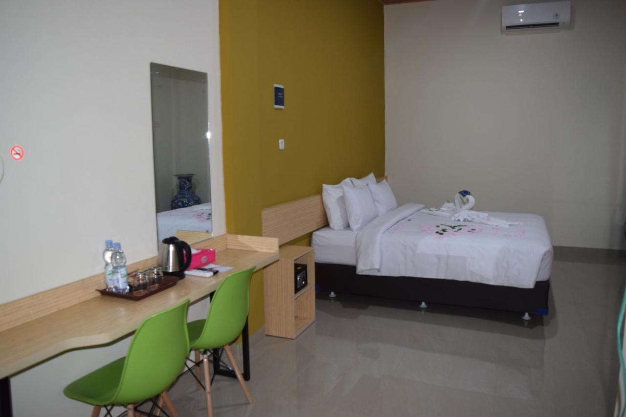 Hotel Sriwijaya 99 巨港 外观 照片