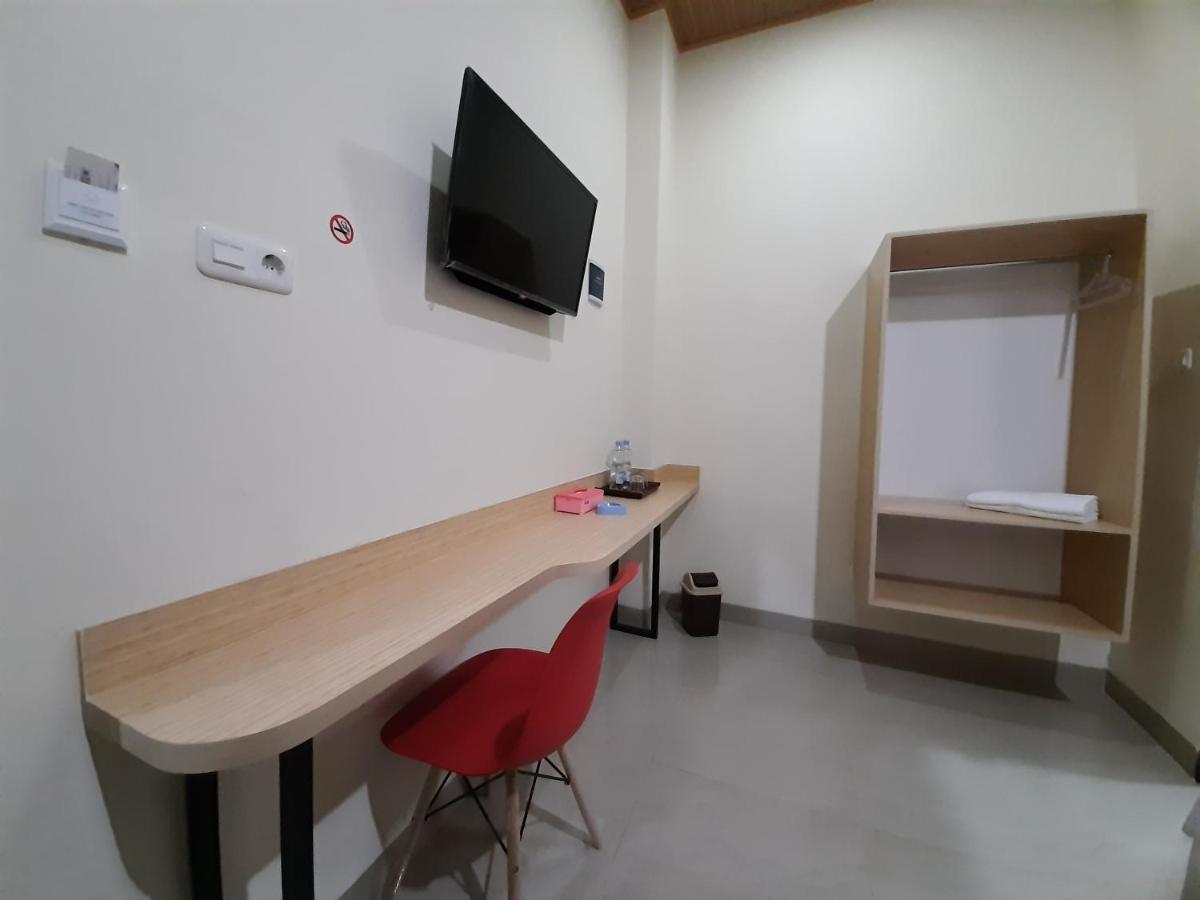 Hotel Sriwijaya 99 巨港 外观 照片